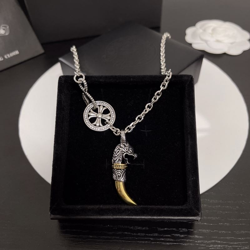 Ch**me He**ts necklaces